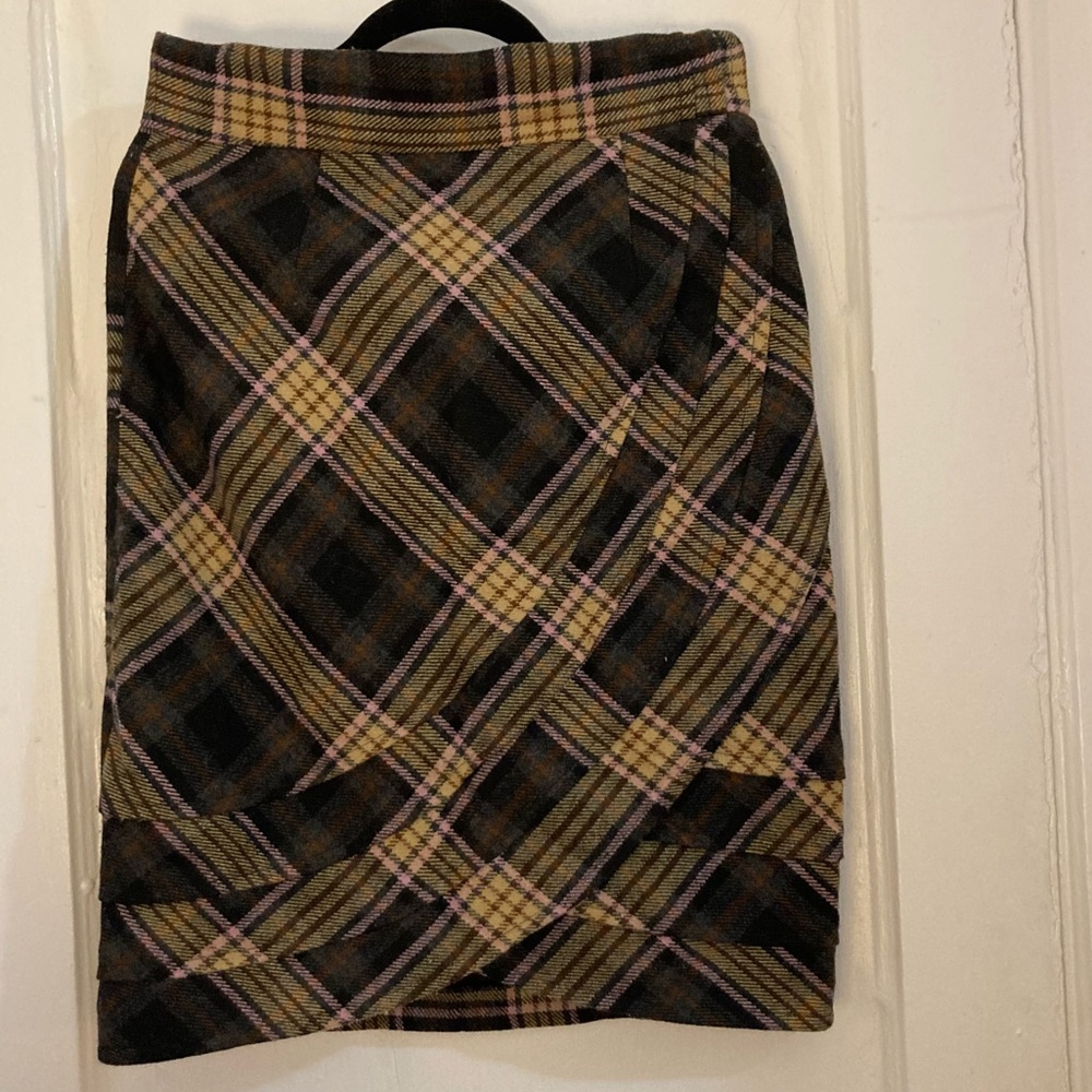 Wool-blend tartan pencil skirt